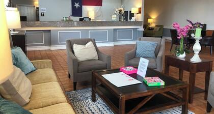 The Grand Hotel Spindletop