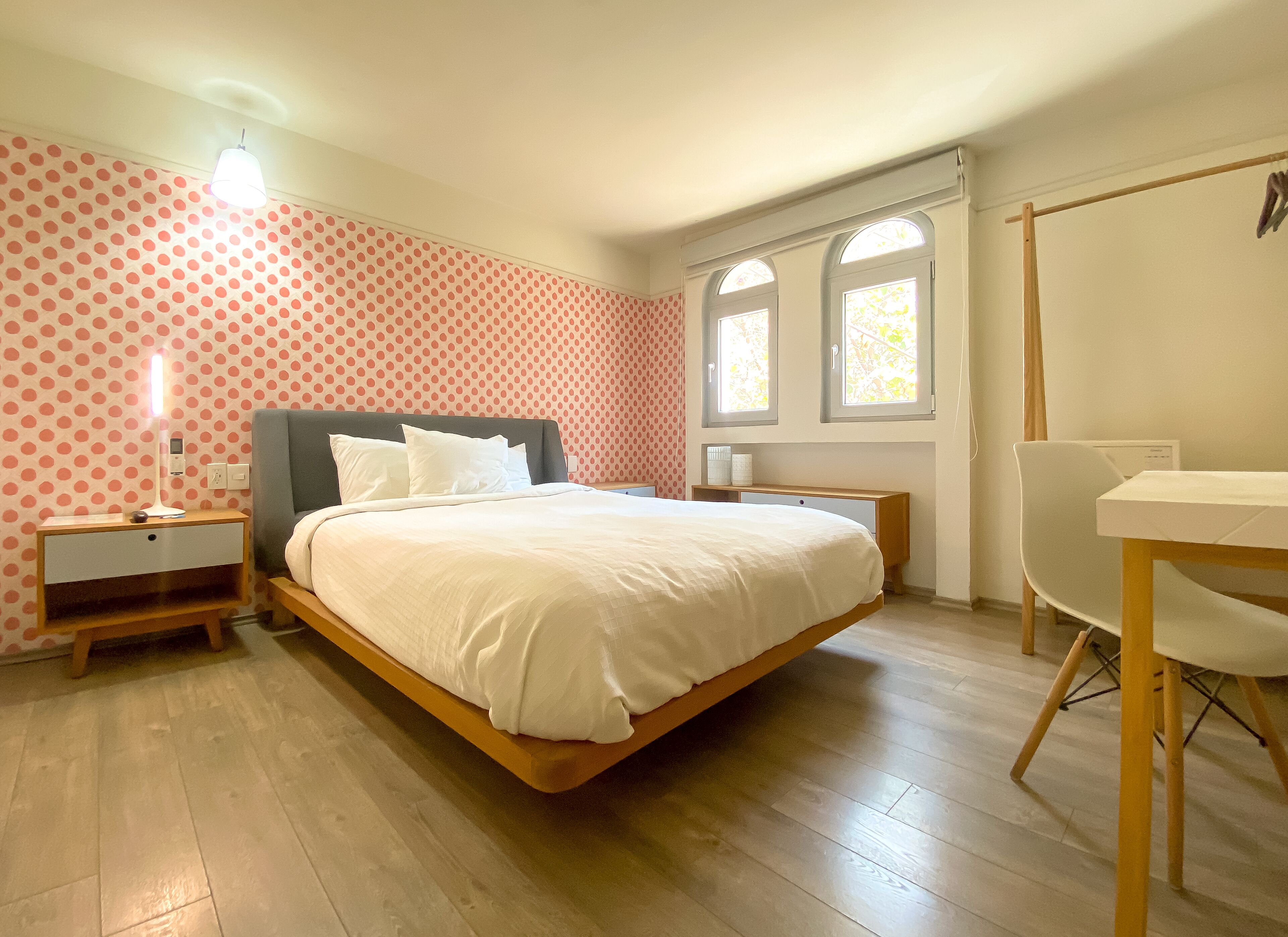 double room | premium bedding, down duvets, select comfort beds, in-room safe