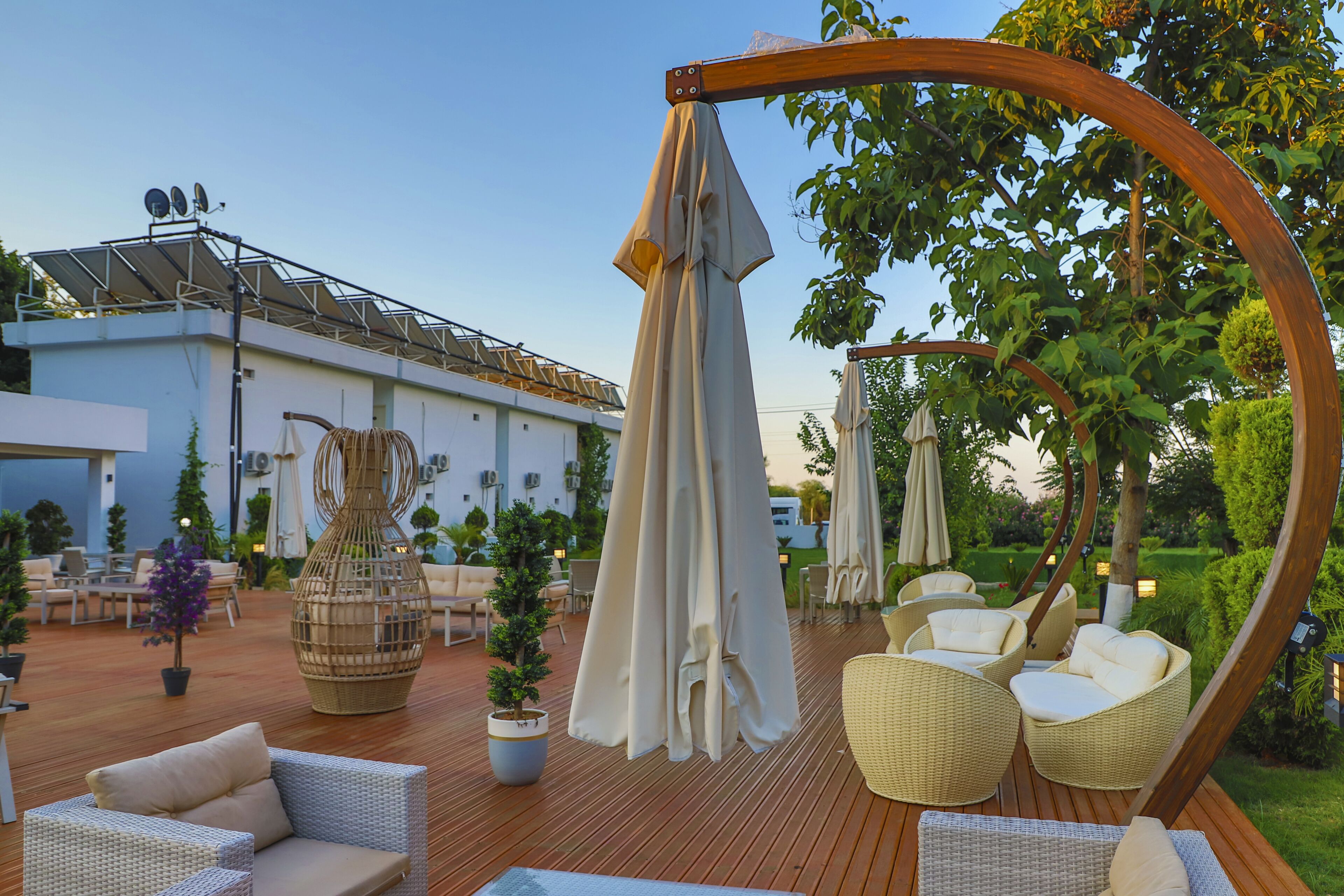 breakfast and dinner served, turkish cuisine