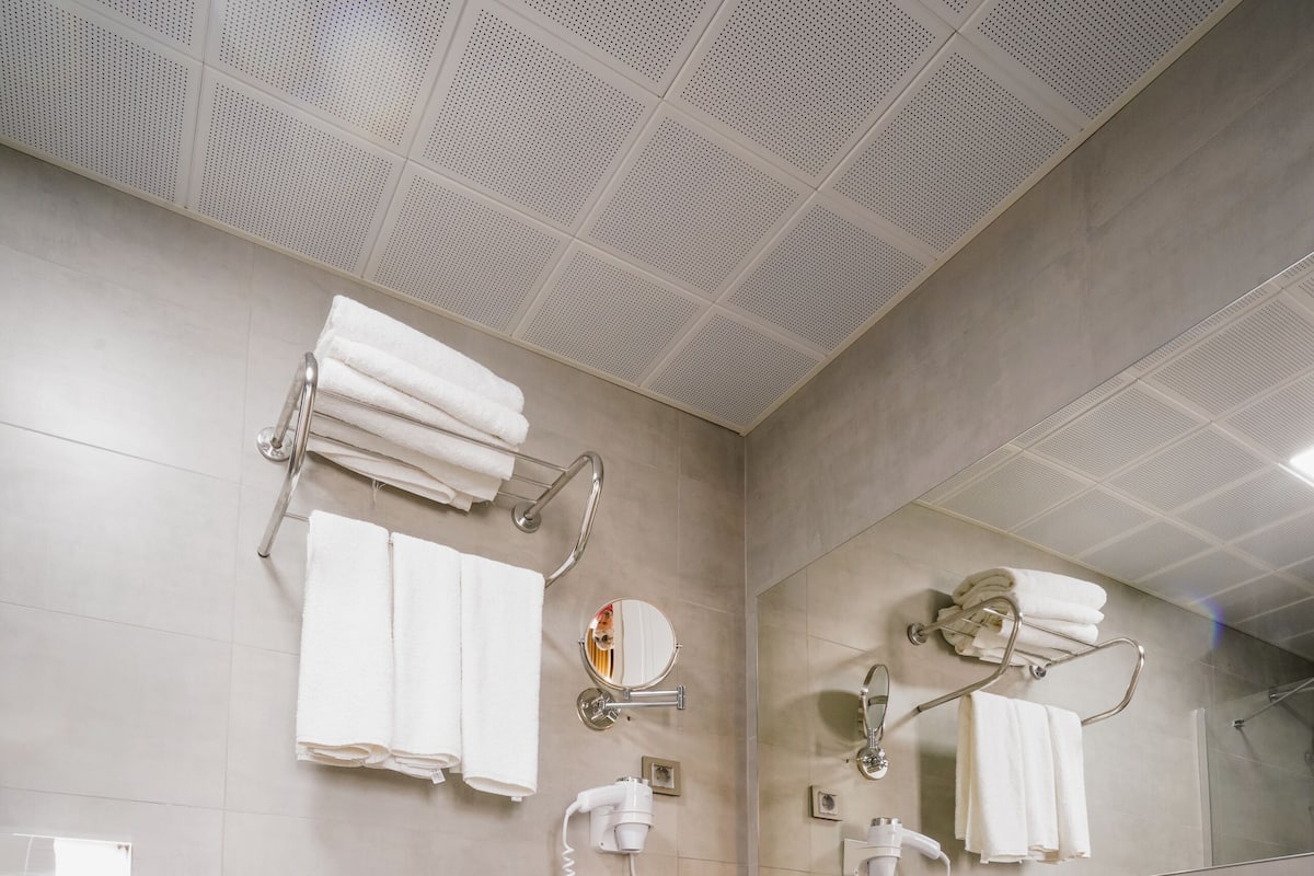 shower, rainfall showerhead, eco-friendly toiletries, hair dryer