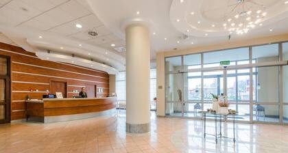 Qubus Hotel Glogow