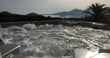 villa terrasse piscine sauna spa