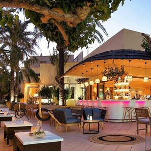 Bar (on property) - Danaides Hotel (Hersonissos)