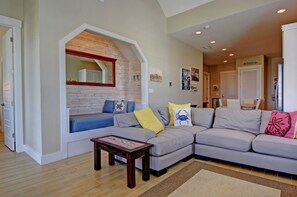 คอนโด, 3 ห้องนอน | ห้องนั่งเล่น