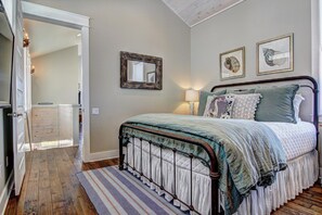 House, 4 Bedrooms | 4 bedrooms, individually decorated, individually furnished - Cinnamon Shore- Soul Surfin' 128 FI (Port Aransas)