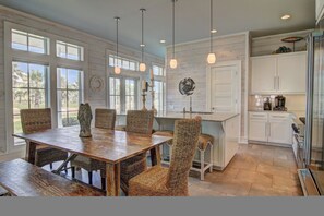 House, 3 Bedrooms | In-room dining - Cinnamon Shore- Great Escape 195 BE (Port Aransas)