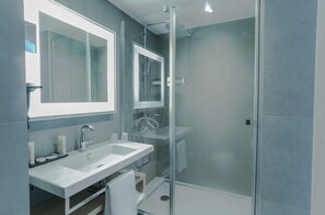 Bathroom - Arena Hotel La Defense (Nanterre)