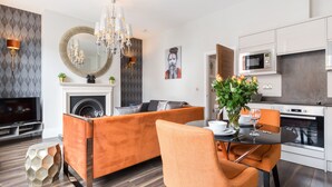 Apartment, 1 Bedroom | Private kitchen