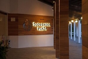 Unclassified image, 3 of 32, button - Slovenska Plaza Resort 4 (Budva)