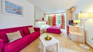 Unclassified image, 2 of 9, button - Slovenska Plaza Resort 4 (Budva)