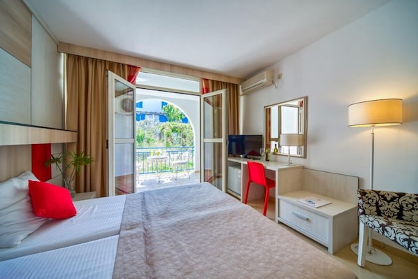 Unclassified image, 1 of 32, button - Slovenska Plaza Resort 4 (Budva)