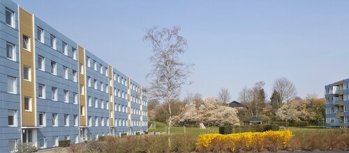 M H Homes Apartments avec une cuisine entièrement équipée.