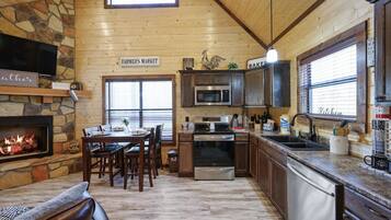 冰箱、微波炉、烤箱、炉灶