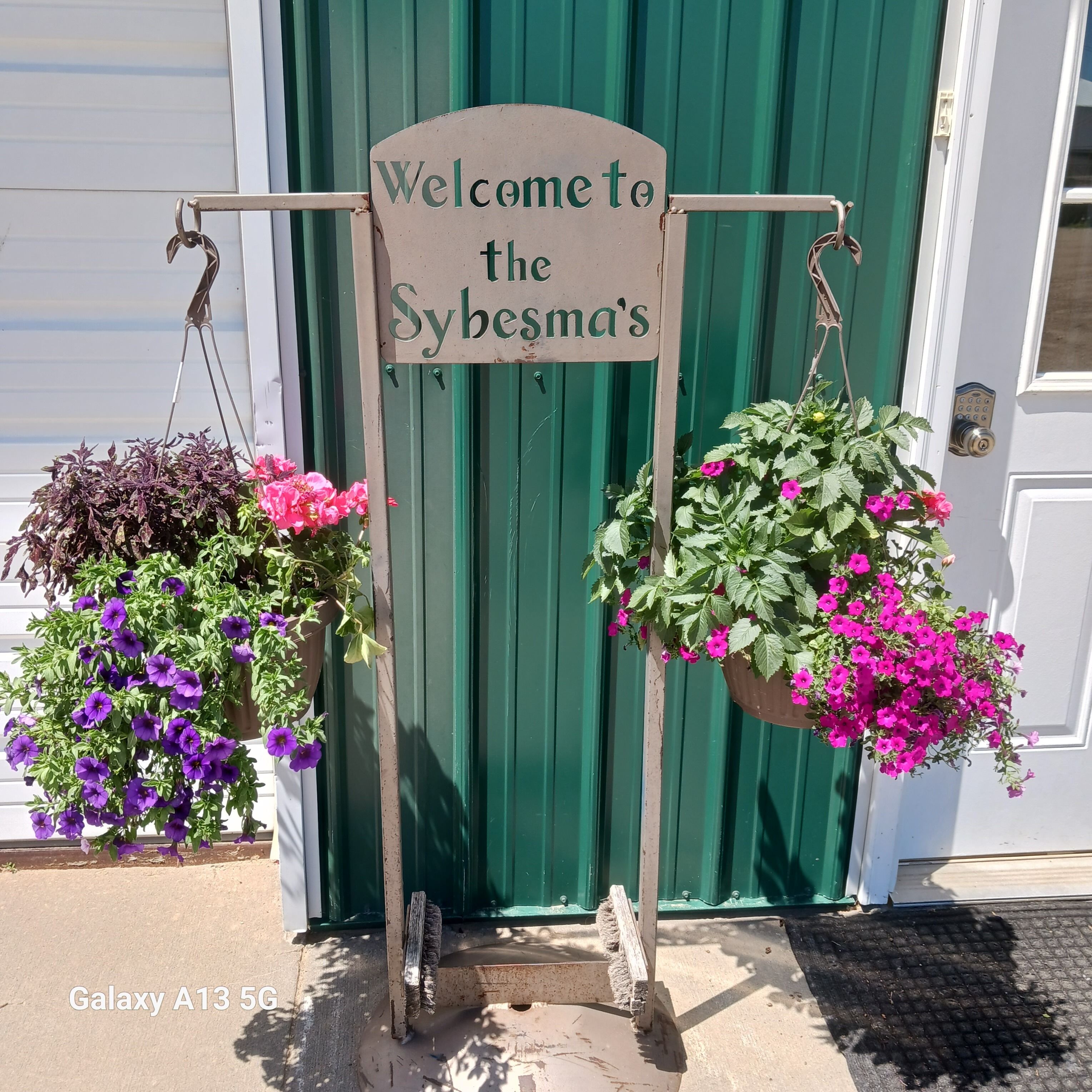 Green Cedar Lodging - your play and stay  destination. 