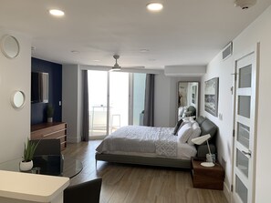 1 chambre, fer et planche à repasser, accès au Wi-Fi (inclus)