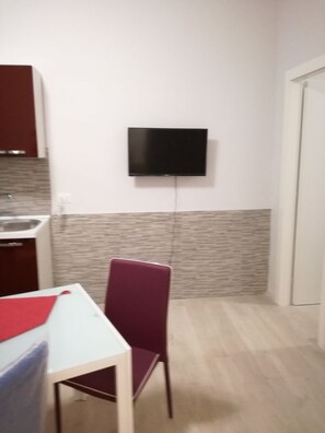 Interior - Casa vazanze Margherita, apartment, 4 beds, 2 bedrooms, bathroom, kitchen. (Capaci)