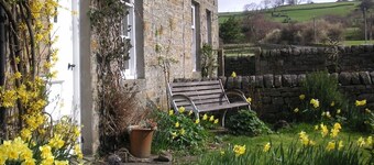 Victorian cottage, large gardens, near river, Hadrian's Wall & Allendale