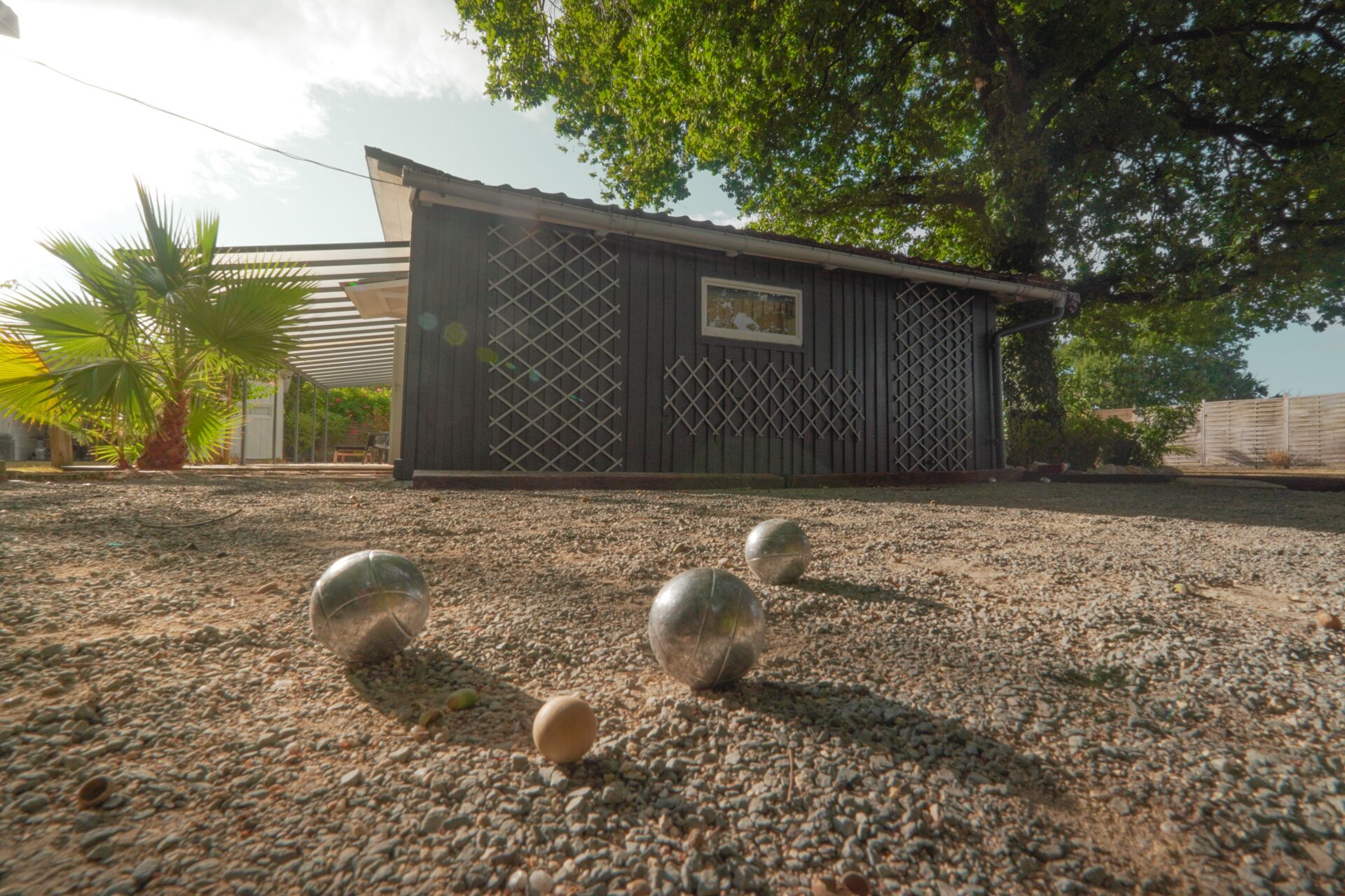 Envie d'une partie de pétanque en famille ou entre-amis ?
