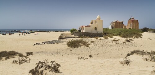 Villa Bondo: Für 6 Personen. Privater beheizter Pool, WLAN, Grill, Nahe Annehmlichkeiten