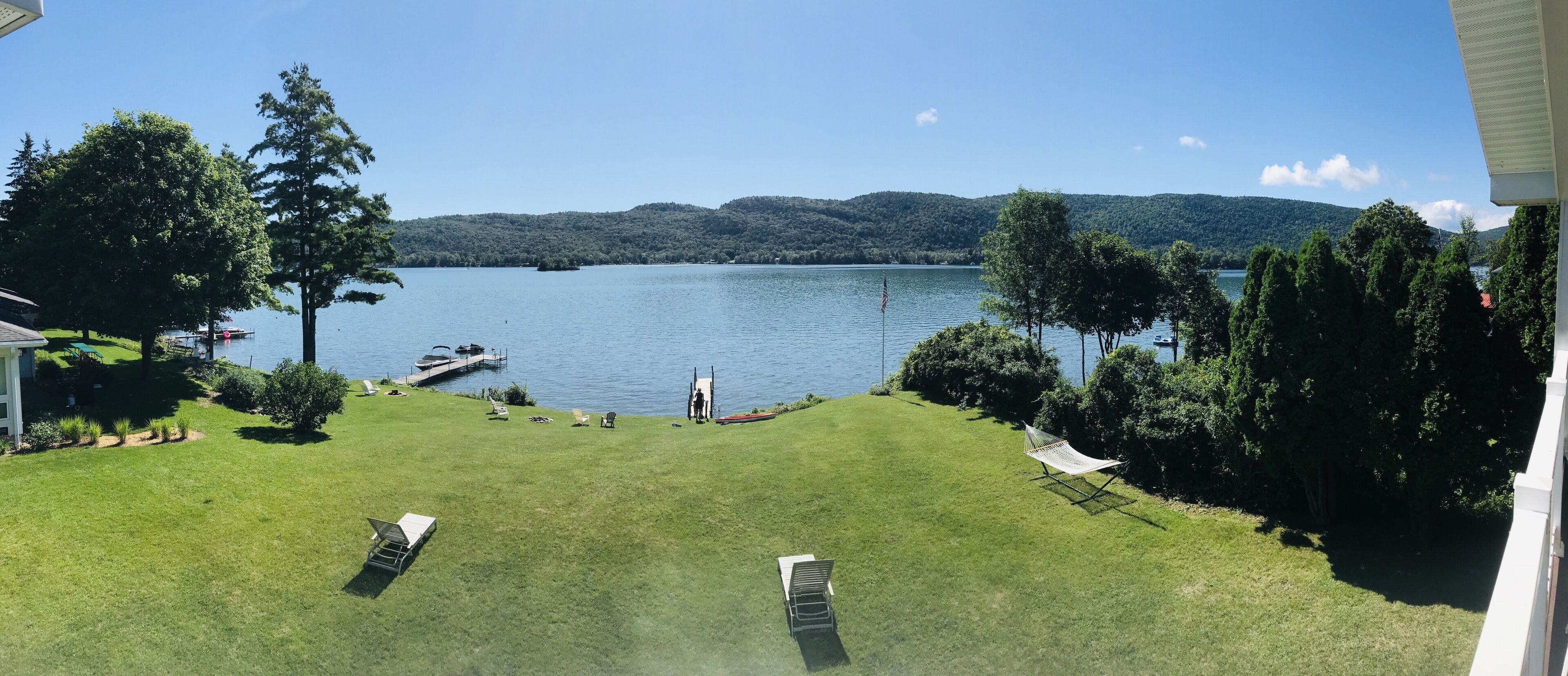 Lakefront Multifamily Retreat