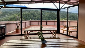 Shared fridge, microwave, coffee/tea maker, electric kettle