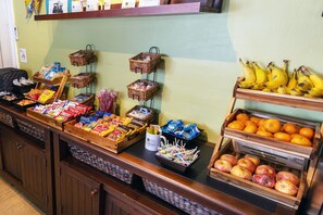 Snack bar