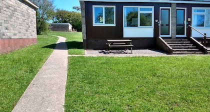 Chalet de 2 habitaciones para familias y mascotas, Penstowe, Kilkhampton