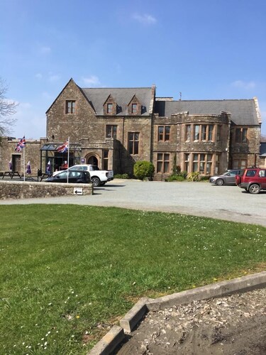 2 Bedroom, Self Catering Holiday Chalet, Near Bude.