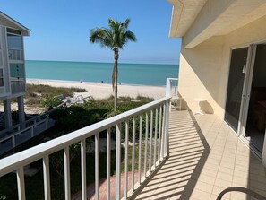 Property grounds - Direct Gulf View, Beach Condo on Manasota Key, FL (Englewood)