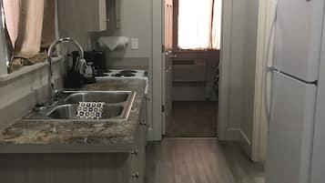 Cabin, 2 Queen Beds | Private kitchen | Full-sized fridge, microwave, oven, stovetop