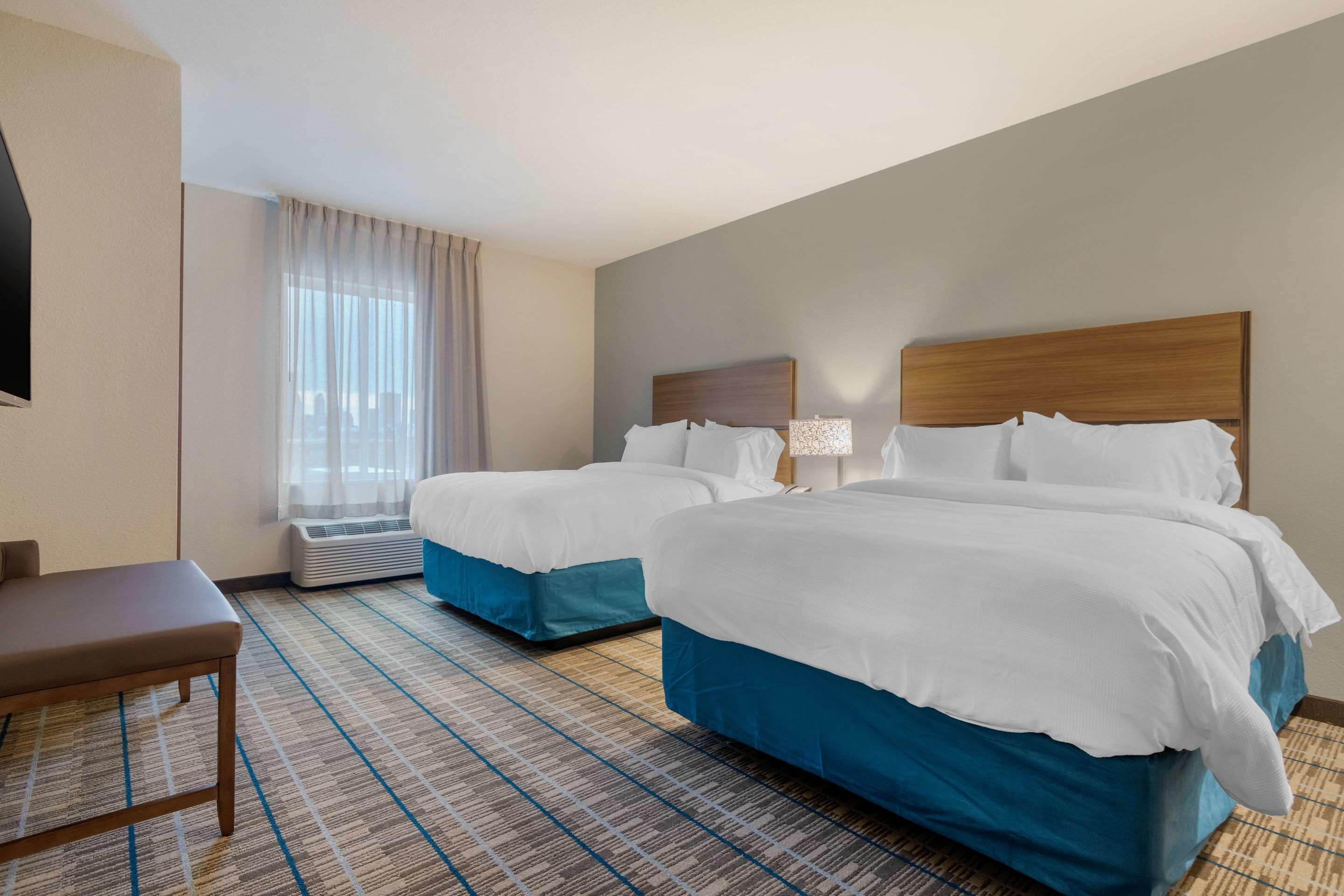 pillow-top beds, desk, iron/ironing board, free wifi