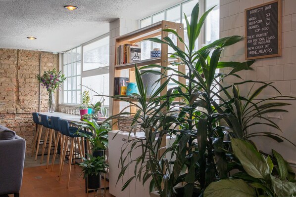 Dining - Chic room in THE MILAGRO Guest House (Chapinero)