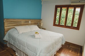 H3 Quarto amplo 2 camas de solteiro | Ausblick vom Zimmer