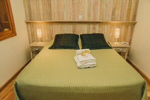 H6 Suite de luna de mel, 1 cama King size con sofá cama | Minibar, laptop workspace, iron/ironing board, free WiFi - hotel e pousadaTAJJ (Sao Roque)