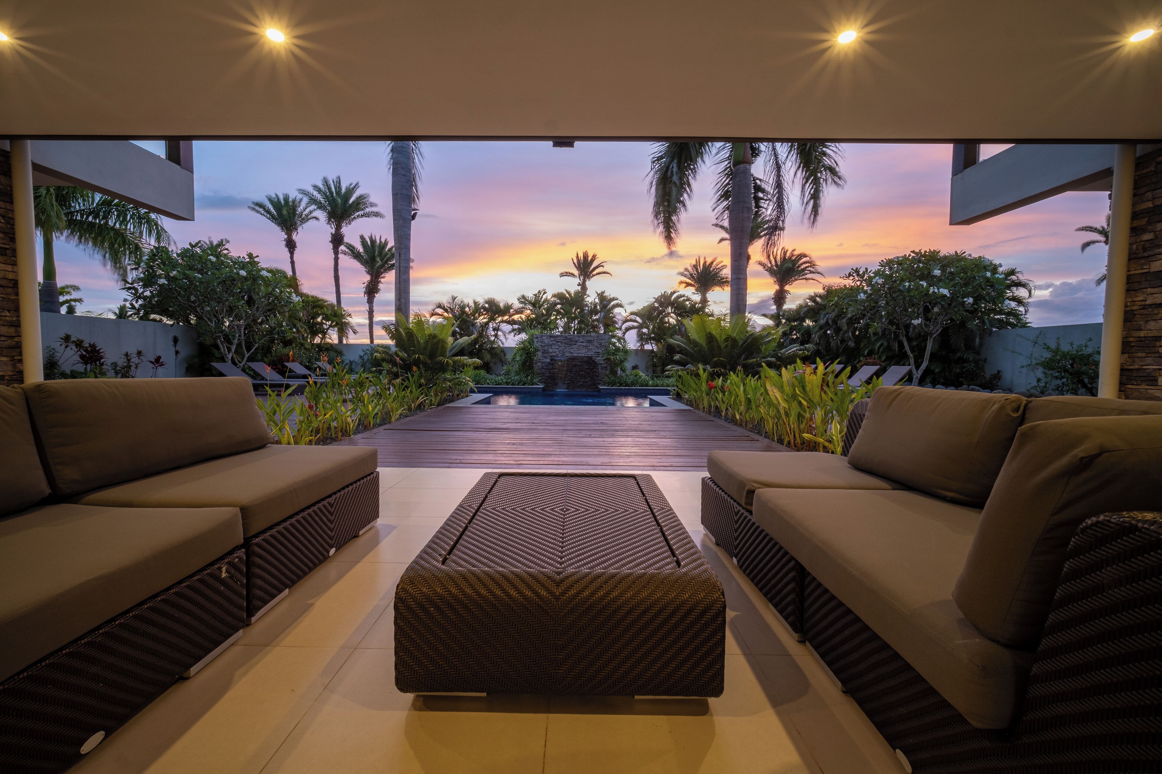 Free minibar items, individually decorated, individually furnished