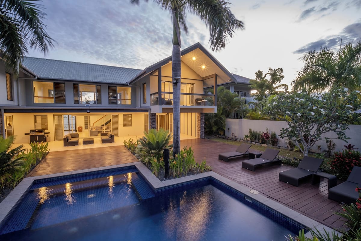 Villa 105/4 - 4 Bedroom Gardenview Villa | Minibaari (osa tuotteista ilmaisia), yksilöllisesti sisustettu