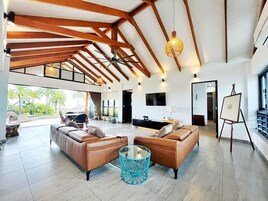 Villa 101/5 - 5 Bedroom Garden View Villa | Living room | Smart TV, Netflix, streaming services