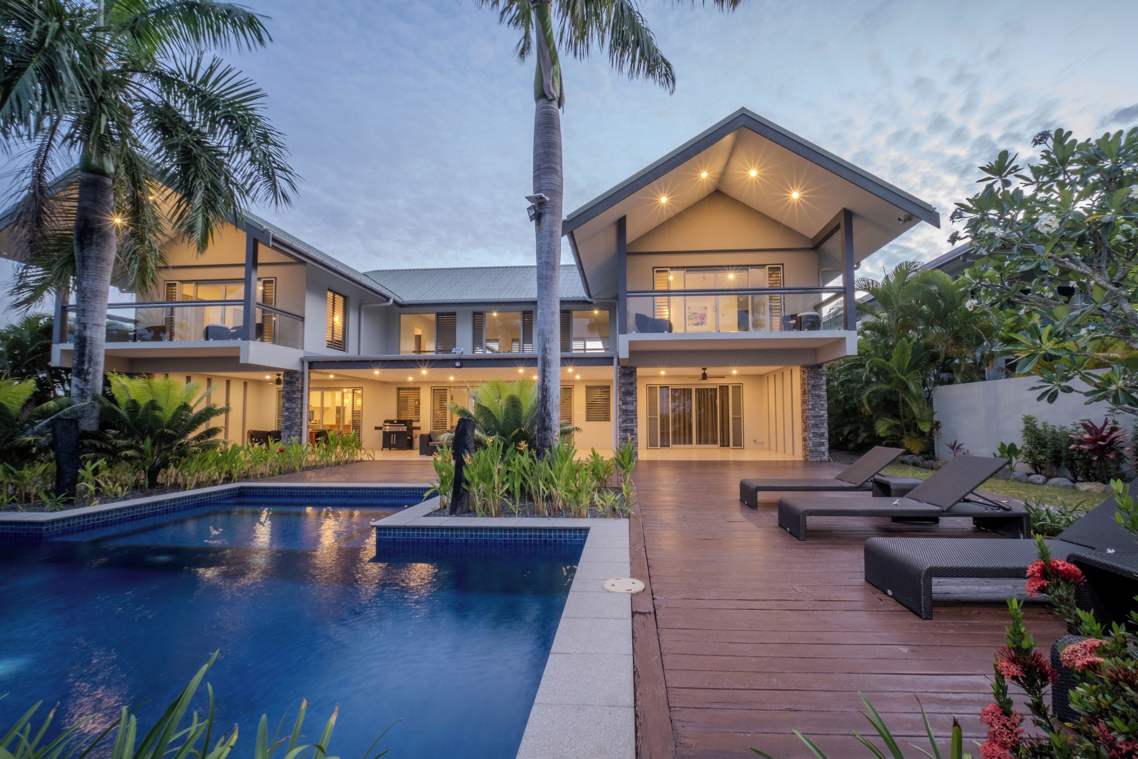 Mini-bar avec articles gratuits, décoration personnalisée