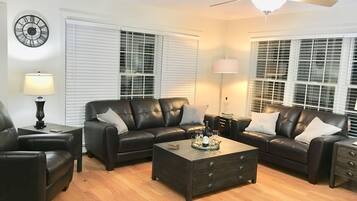 Smart TV, stereo, offices