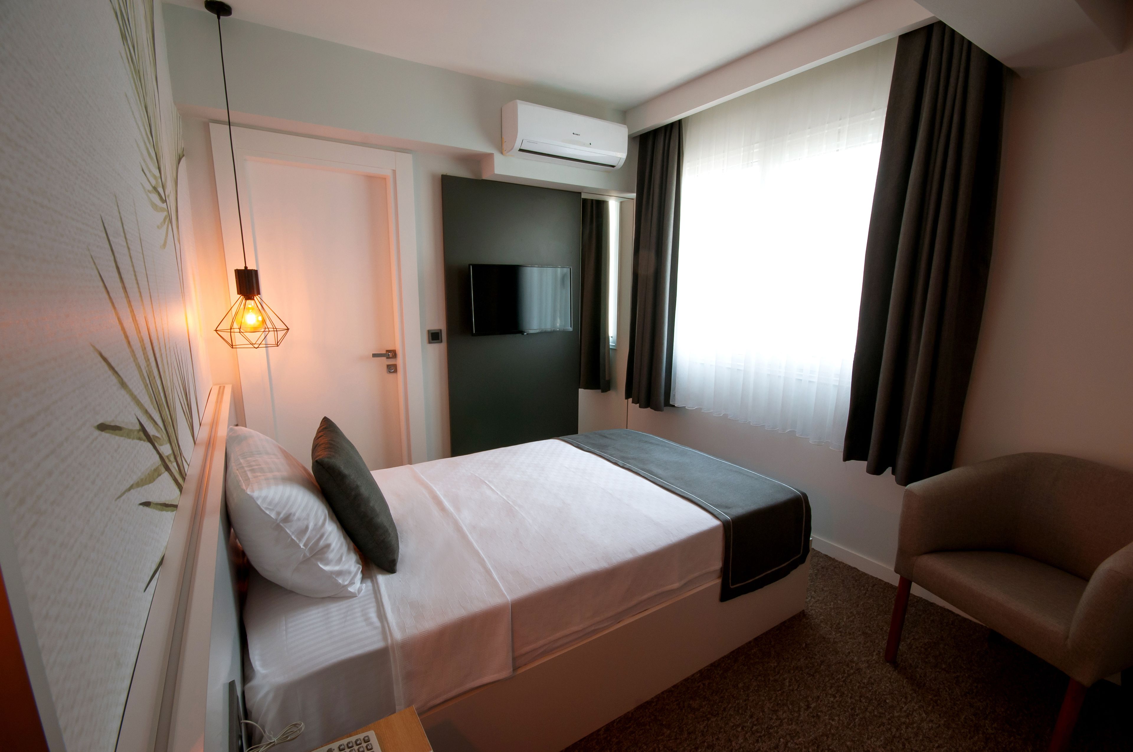 1 bedroom, premium bedding, minibar, individually decorated