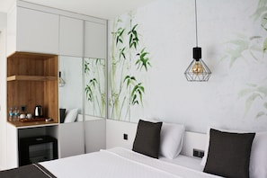 Standard-Doppelzimmer, Stadtblick | 1 Schlafzimmer, hochwertige Bettwaren, Minibar, individuell dekoriert