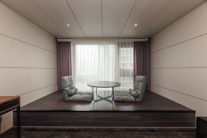 프리미엄 더블룸(2인용) | 각각 다르게 가구 비치, 암막 커튼, 무료 WiFi