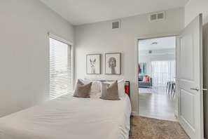 1 chambre, fer et planche à repasser, Wi-Fi, draps fournis
