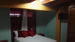 Unclassified image, 2 of 26, button - Ney House (San Andrés)