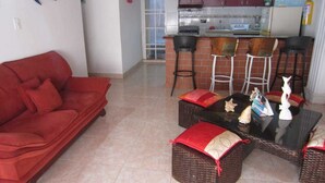 Unclassified image, 4 of 26, button - Ney House (San Andrés)