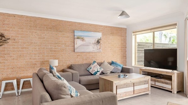 Téléviseur, livres