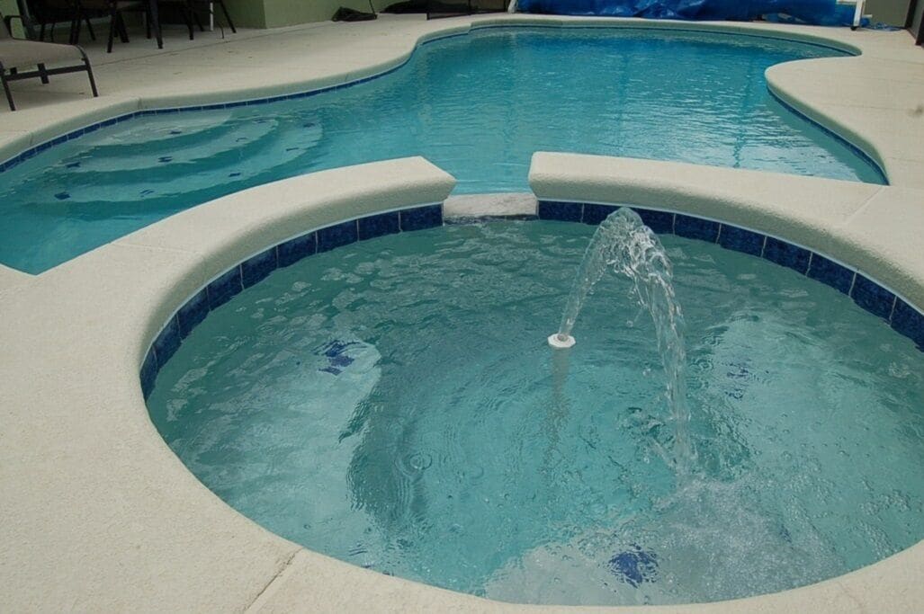 Pool with spa
