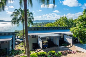 Exterior - Panorama 7, Seaview Apartment on Hamilton Island (Hamilton Island)