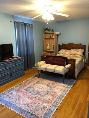 4 dormitorios, escritorio, tabla de planchar con plancha y wifi gratis