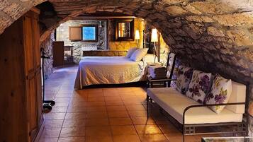 7 Schlafzimmer, Internetzugang, Bettwäsche